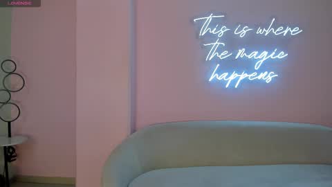 Gabriella Lee online show from March 18, 3:22 am