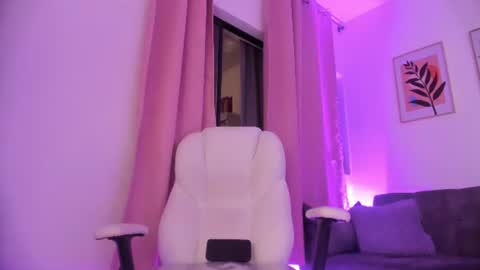 gaby online show from June 29, 1:22 pm