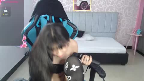 Gaby  online show from December 14, 2:21 pm
