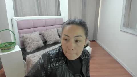 gabriela online show from May 19, 4:47 pm