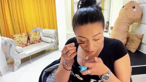 gabriela online show from October 8, 5:39 pm