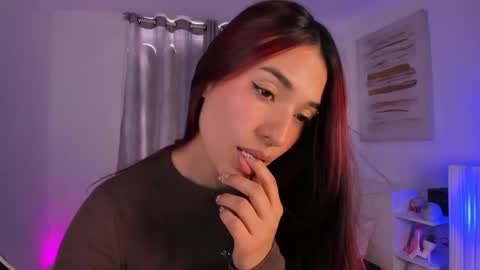 Gabriela online show from May 12, 8:37 pm