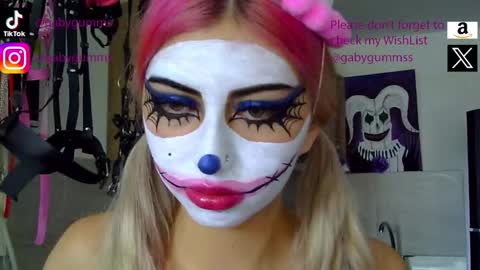 gabygumms online show from October 7, 1:26 pm