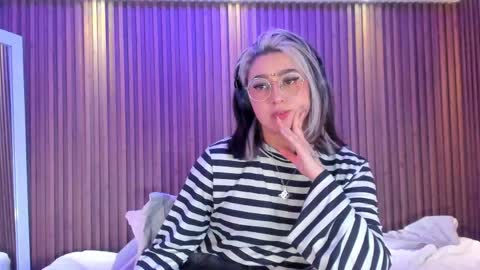 gabyrose9 online show from May 16, 12:35 am