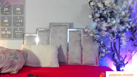 gabyyjones online show from October 21, 11:36 am