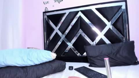 gabyyjones online show from May 11, 2:45 pm