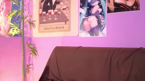 Gaia online show from October 16, 12:30 pm