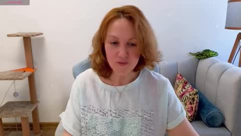 Ava online show from March 19, 7:02 am