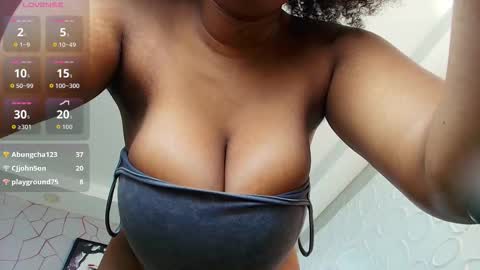 genesisrayden online show from March 22, 7:20 pm