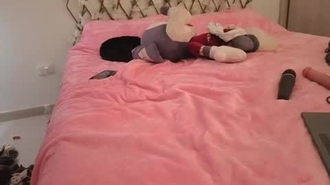 Snapshot of genet_ chatting on September 16, 7:44 pm genet_ online show from September 16, 7:44 pm