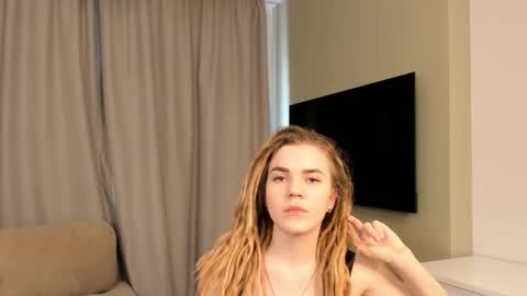 Emily online show from March 26, 12:29 pm