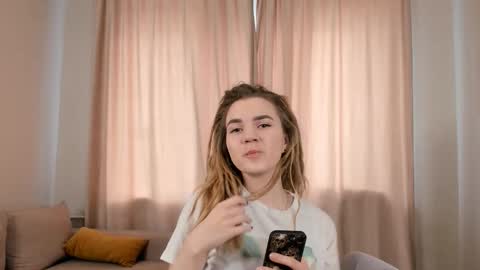 Emily online show from March 27, 12:39 pm