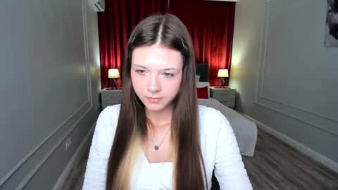 Alice online show from June 22, 7:33 pm