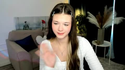 Alice online show from May 4, 5:11 am
