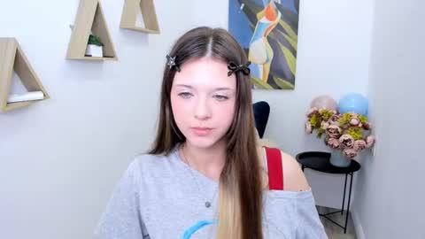 Alice online show from June 23, 7:56 pm