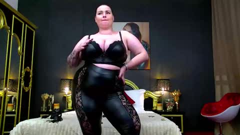 GeorgiaLerox online show from November 25, 5:04 pm