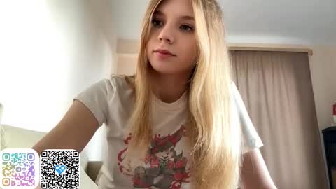 Chloe online show from September 27, 11:28 am