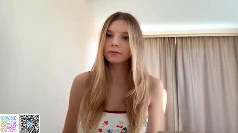 Chloe online show from October 3, 10:53 am