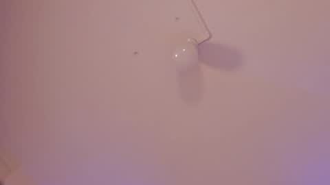 Kendal  online show from October 9, 6:23 pm