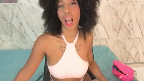 Georgina  online show from November 19, 9:15 pm