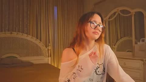 Kristy online show from May 10, 4:09 pm