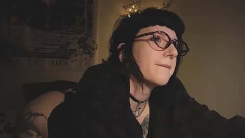 ghoticspectre online show from January 15, 5:19 pm