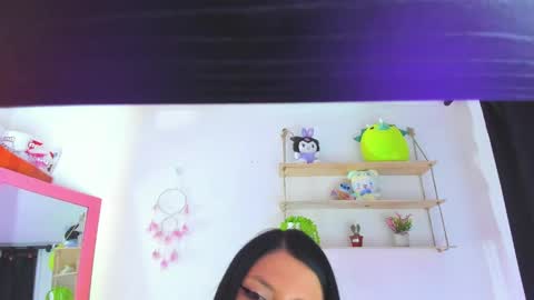 giaaaa   online show from May 15, 11:40 pm