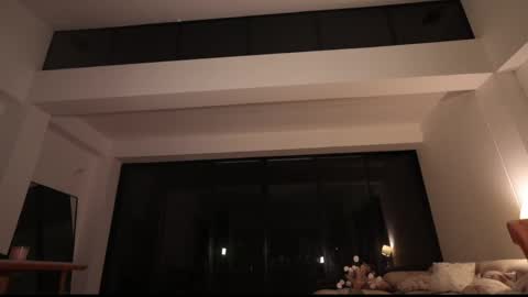 Leo online show from May 15, 2:05 am
