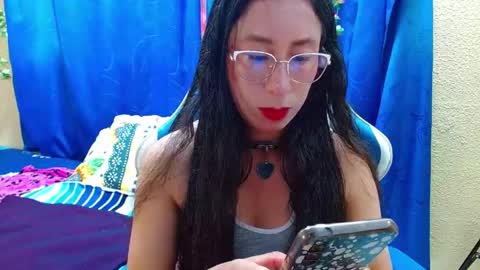 Gia  online show from May 16, 7:35 pm