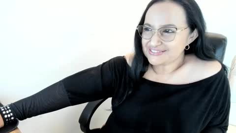 nahomi online show from January 14, 3:53 am