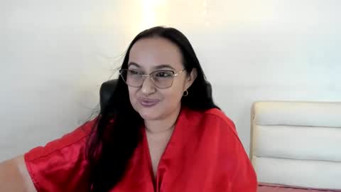 nahomi online show from January 11, 4:06 am