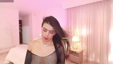 Gia online show from December 9, 7:07 pm