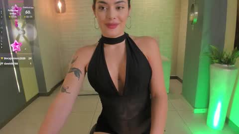 Gia Ferrera online show from November 10, 8:26 pm