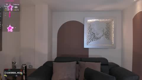 Snapshot of giaferrera_ chatting on March 6, 7:21 pm Gia Ferrera online show from March 6, 7:21 pm