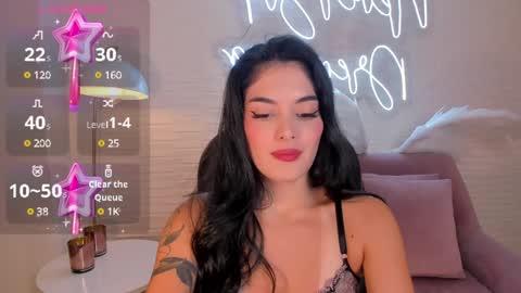 Snapshot of giaferrera_ chatting on December 24, 3:27 am Gia Ferrera online show from December 24, 3:27 am