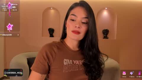 Snapshot of giaferrera_ chatting on February 14, 3:54 am Gia Ferrera online show from February 14, 3:54 am