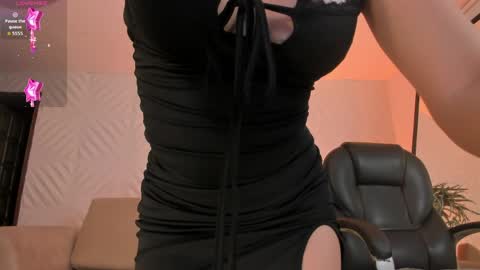 Gia Ferrera online show from May 19, 2:40 am