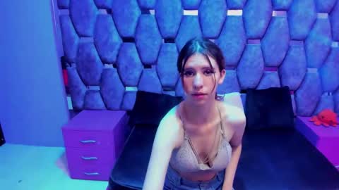 gigi glase online show from September 30, 7:52 pm
