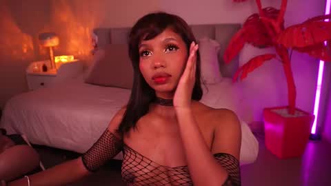 GIGI online show from March 27, 8:26 am