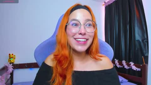 gigimooon online show from March 15, 9:50 pm