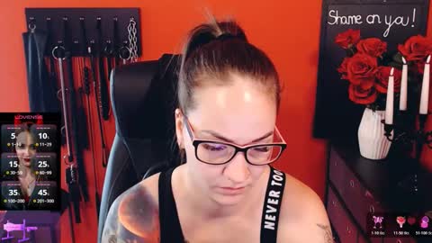 gina_hotlick online show from May 25, 5:28 am