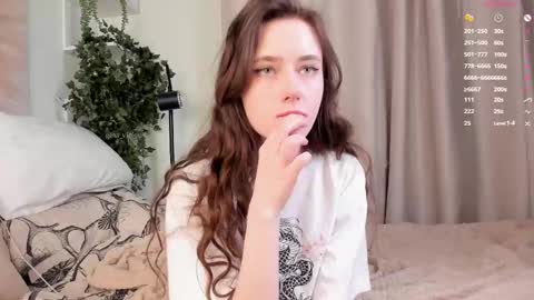 Snapshot of gina_vicious chatting on February 26, 7:51 pm Gina online show from February 26, 7:51 pm