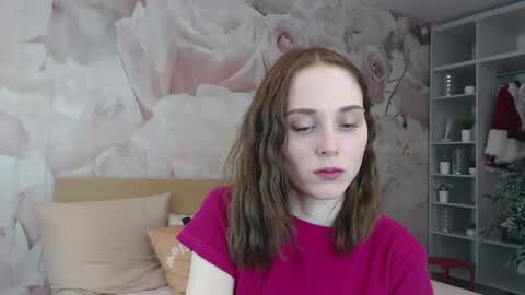 Gina online show from March 11, 8:19 am