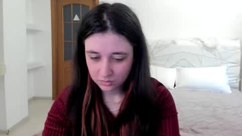 Kate online show from May 6, 9:46 am