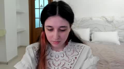 Kate online show from May 17, 11:20 am