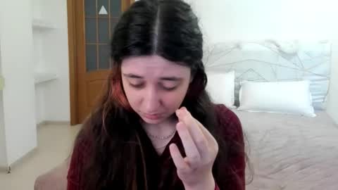 Kate online show from May 19, 8:21 am