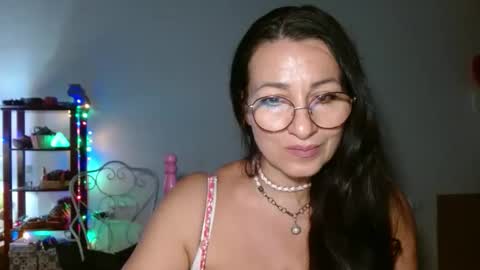 GinaONeon online show from October 24, 7:54 pm