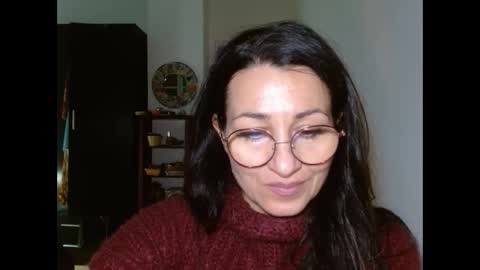 GinaONeon online show from January 8, 8:50 pm