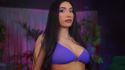 Gina online show from January 17, 7:32 pm