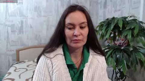 ginaxsoulah   online show from May 14, 6:58 pm